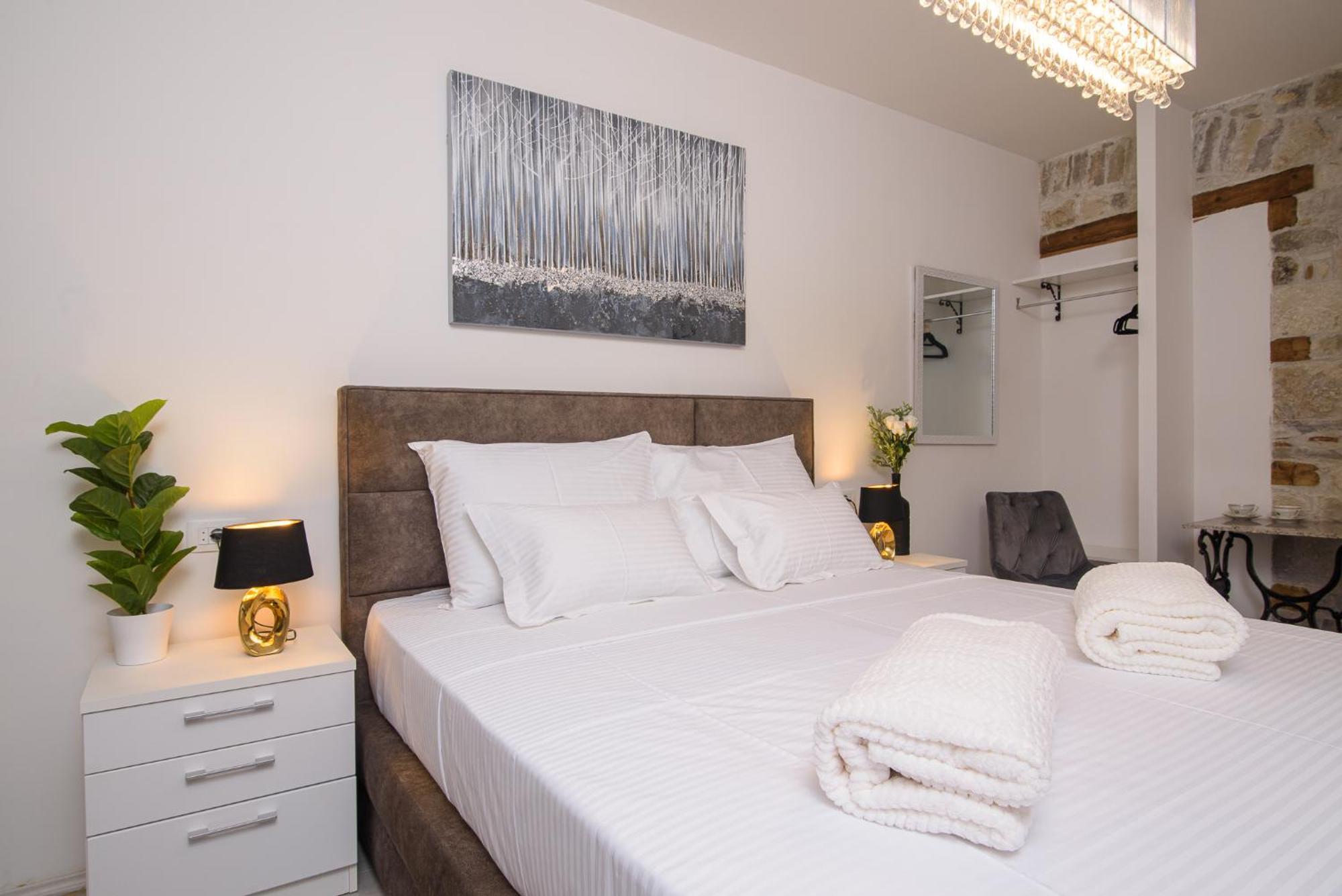 Rooms Bartul Trogir Exterior photo