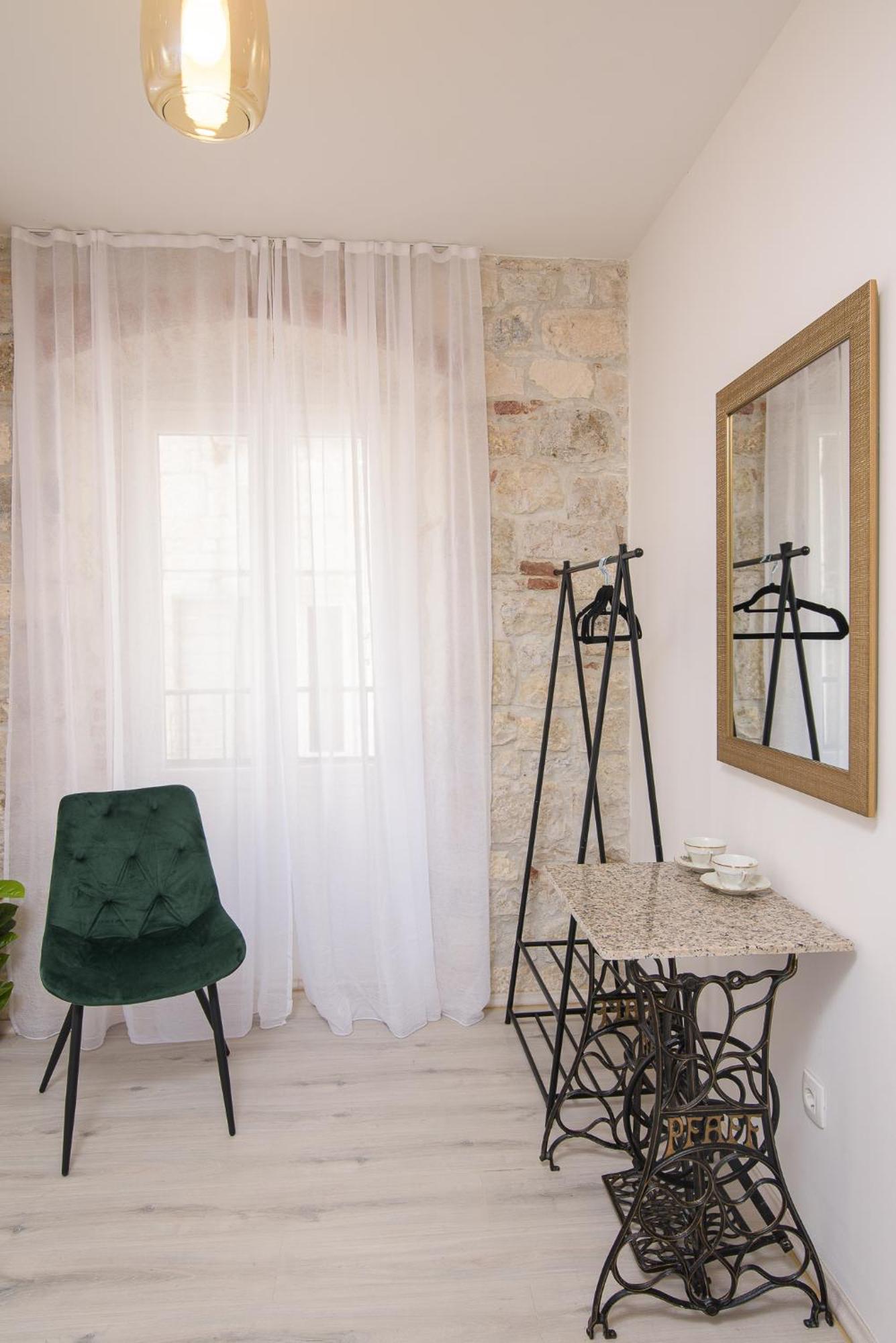 Rooms Bartul Trogir Exterior photo